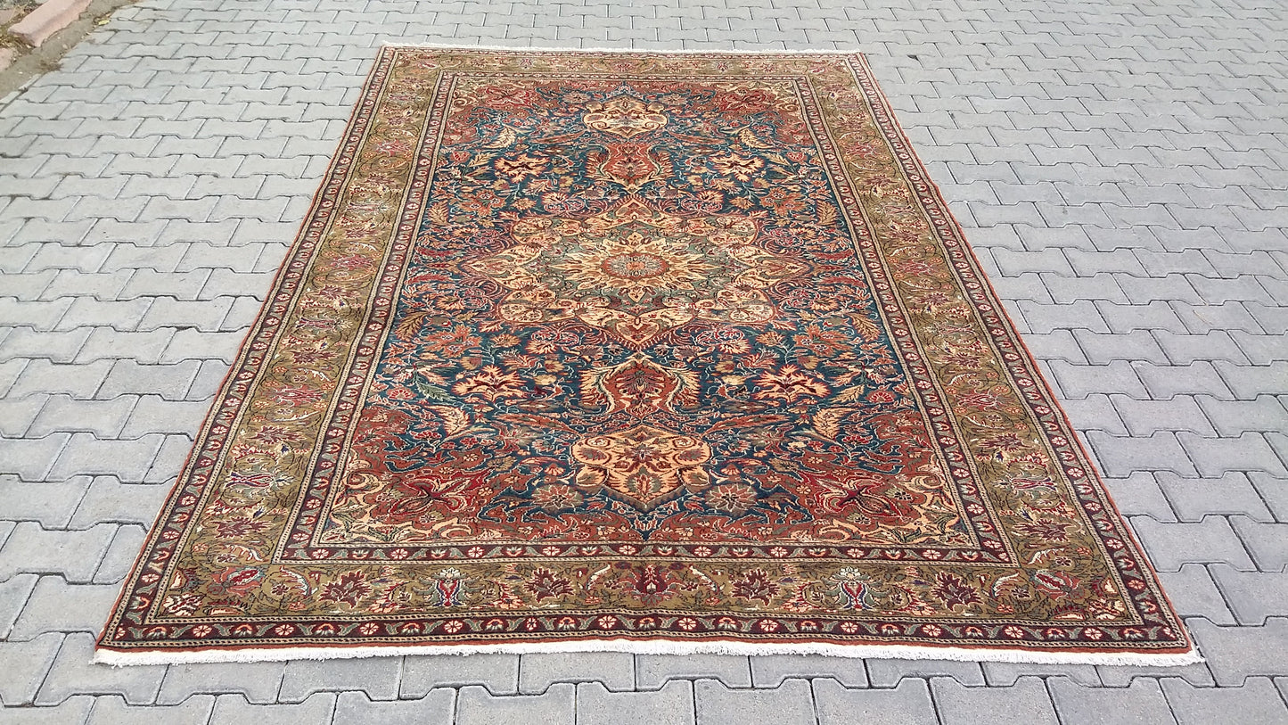 Kayseri Area Rug for Dining Room - Living Room - Kilim Art Gallery