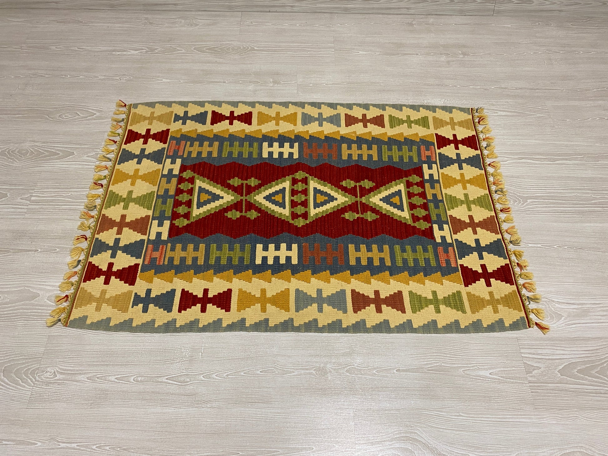 Kayseri Gomurgen Kilim - Kilim Art Gallery