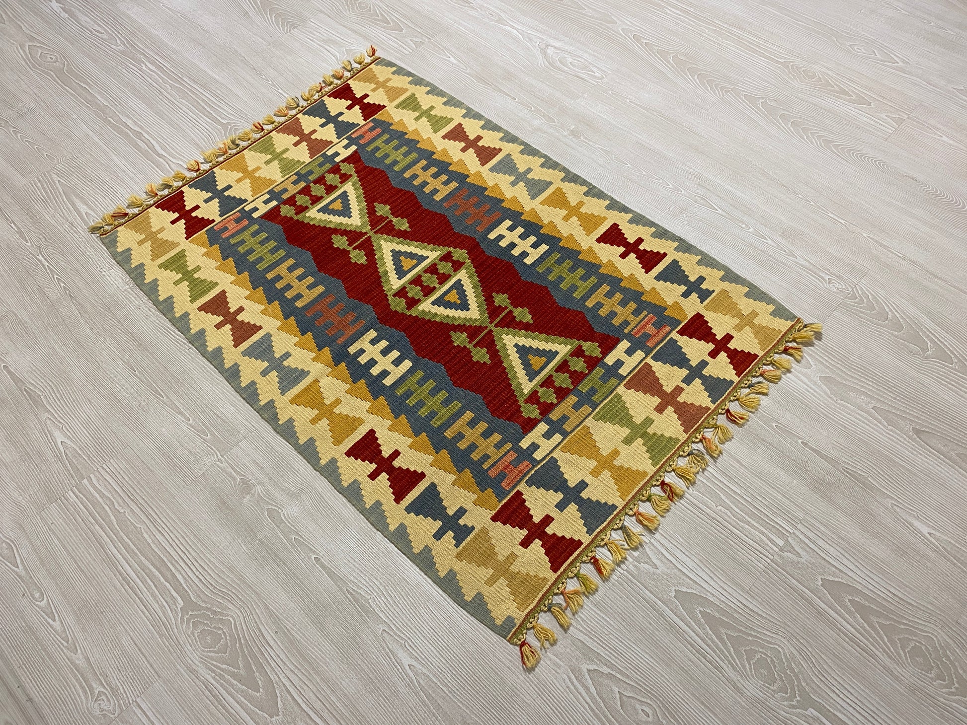 Kayseri Gomurgen Kilim - Kilim Art Gallery