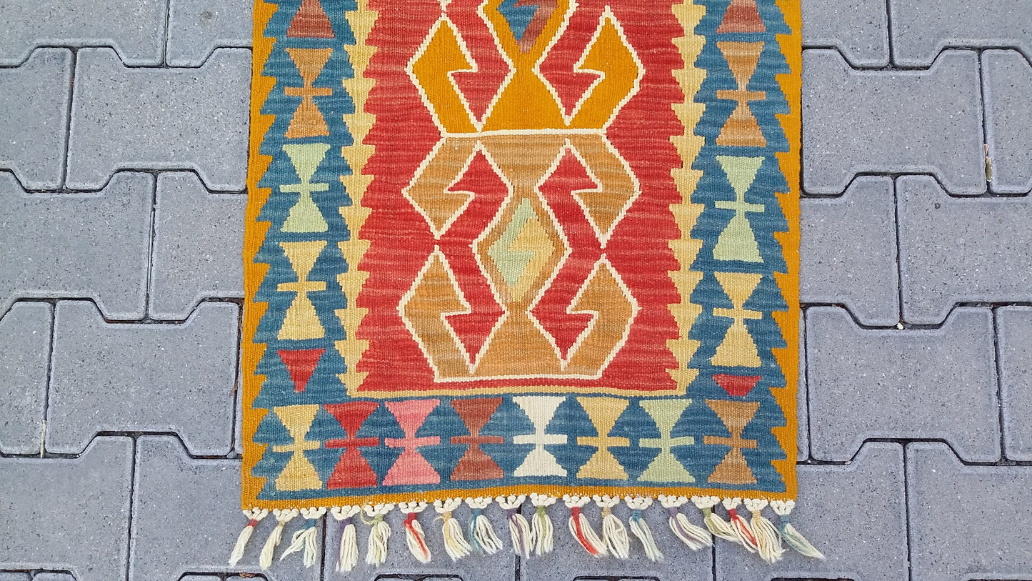 Narrow Turkish Kilim Runner Rug - Kilim Art Gallery