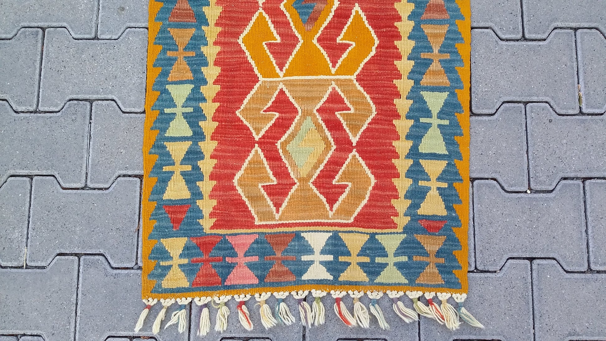 Narrow Turkish Kilim Runner Rug - Kilim Art Gallery