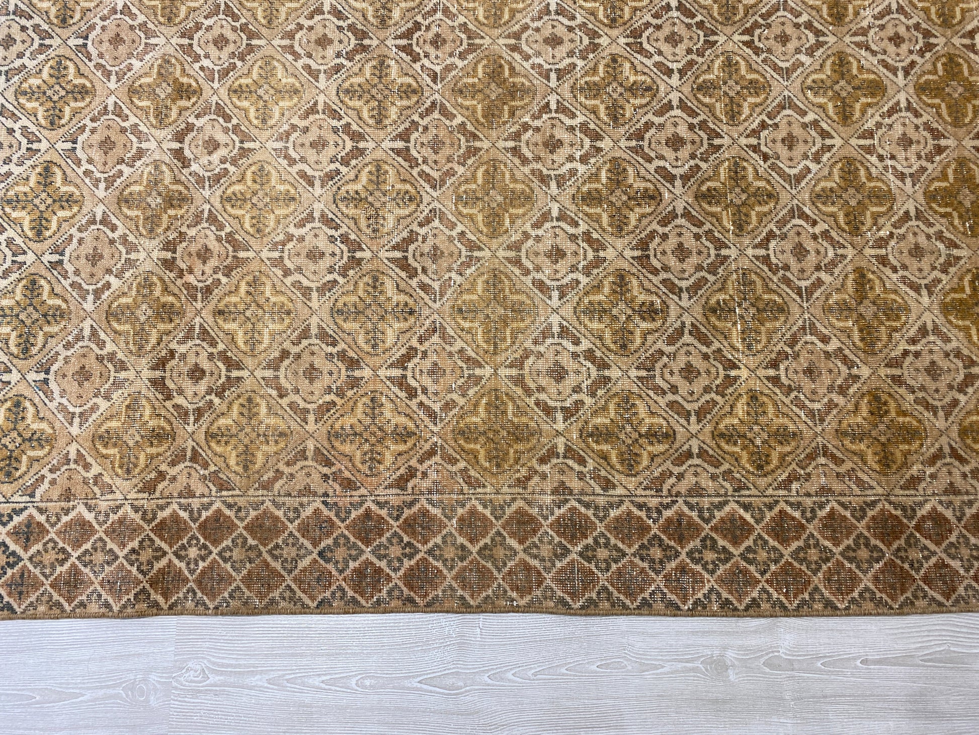 Neutral Turkish Urgup Carpet Rug - Kilim Art Gallery