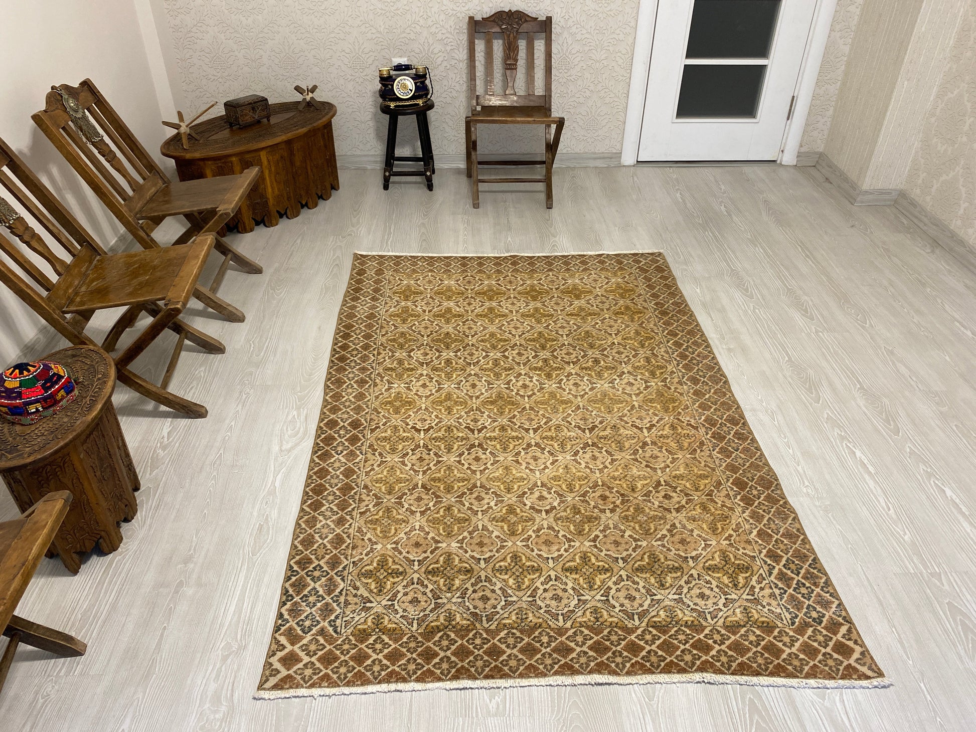 Neutral Turkish Urgup Carpet Rug - Kilim Art Gallery