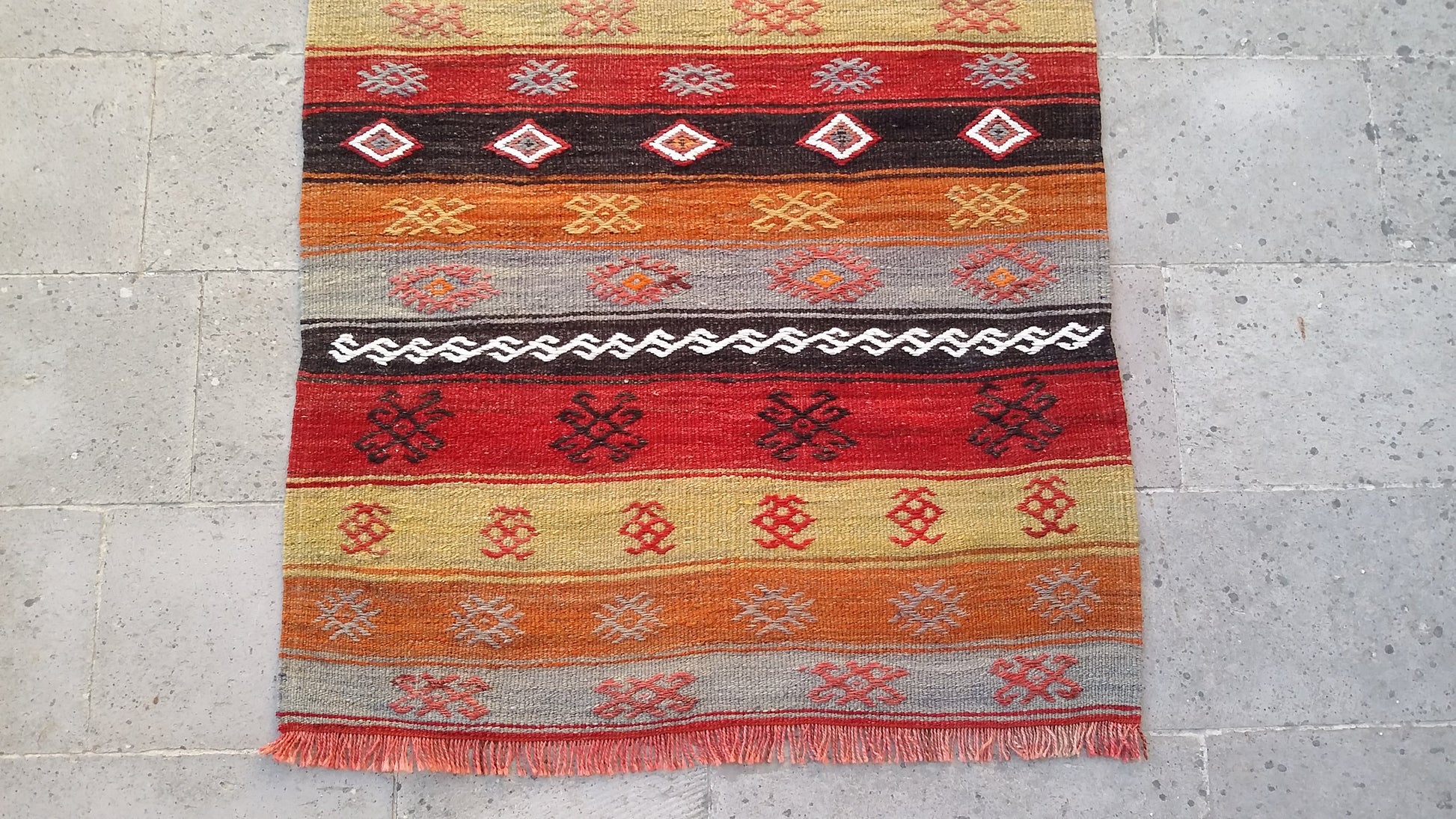 Nomadic Cicim Runner Kelim - Kilim Art Gallery