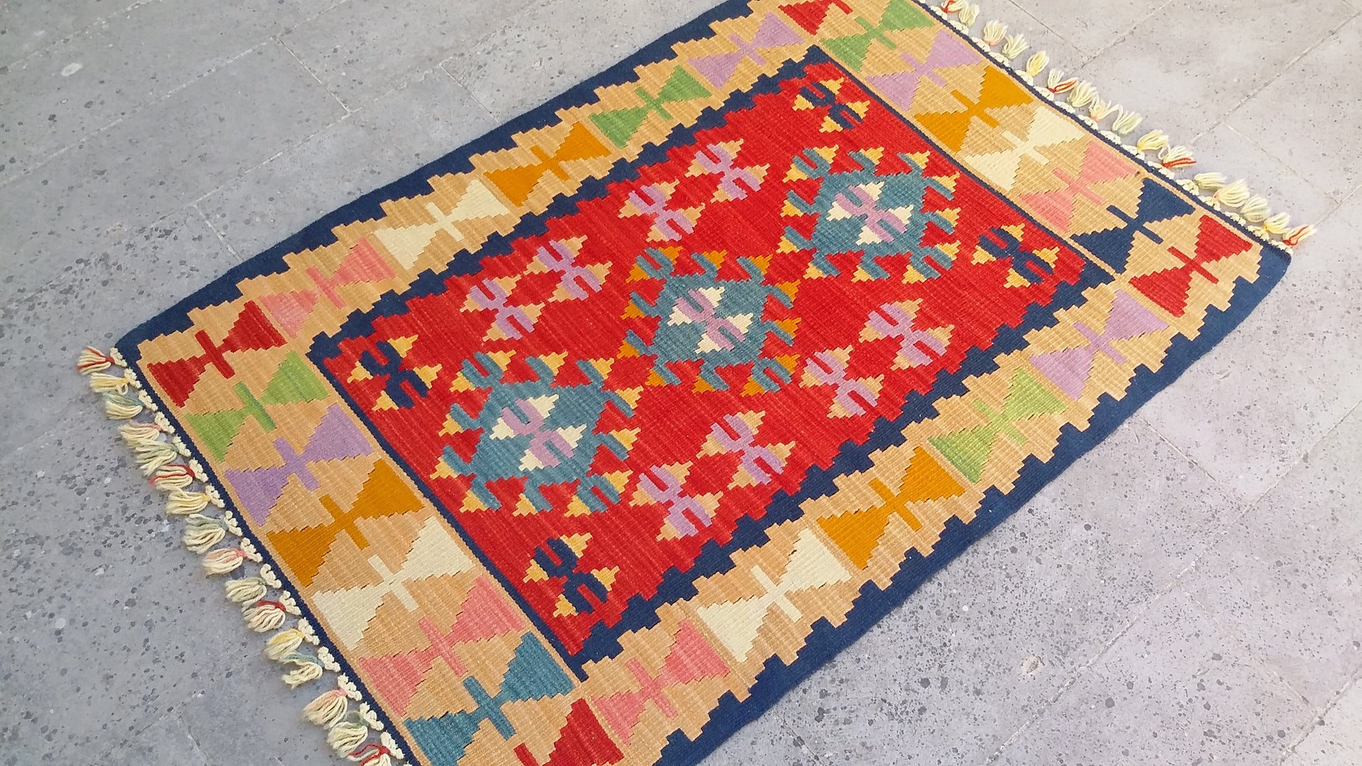 Red and Blue Turkish Kayseri Sariz Kilim Rug 3'x4' - Kilim Art Gallery