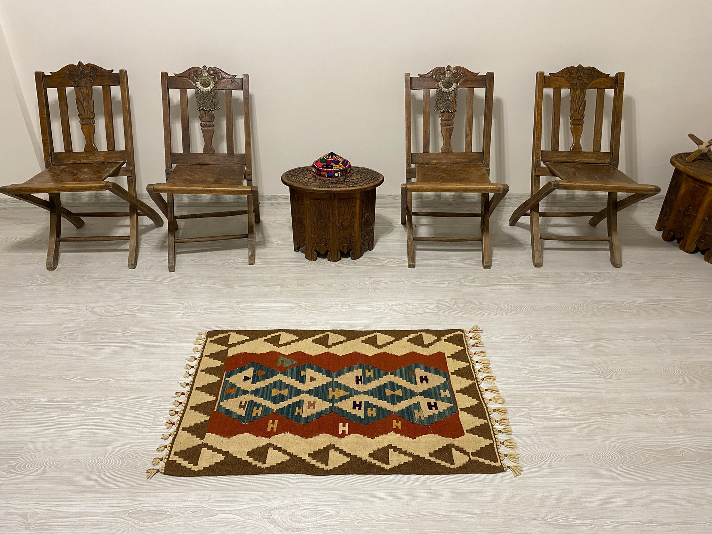 Small Turkish Kayseri Wool Kelim Rug - Kilim Art Gallery