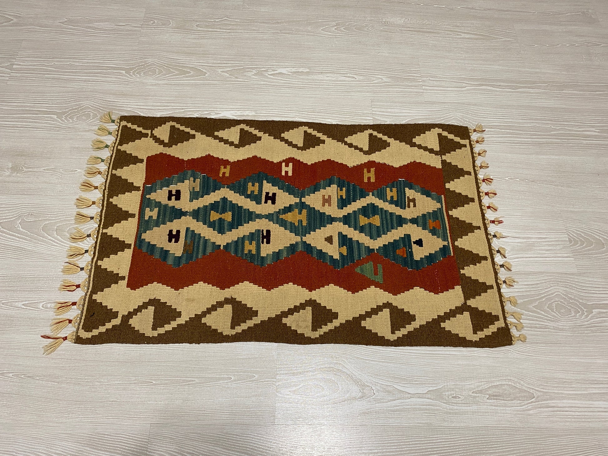 Small Turkish Kayseri Wool Kelim Rug - Kilim Art Gallery
