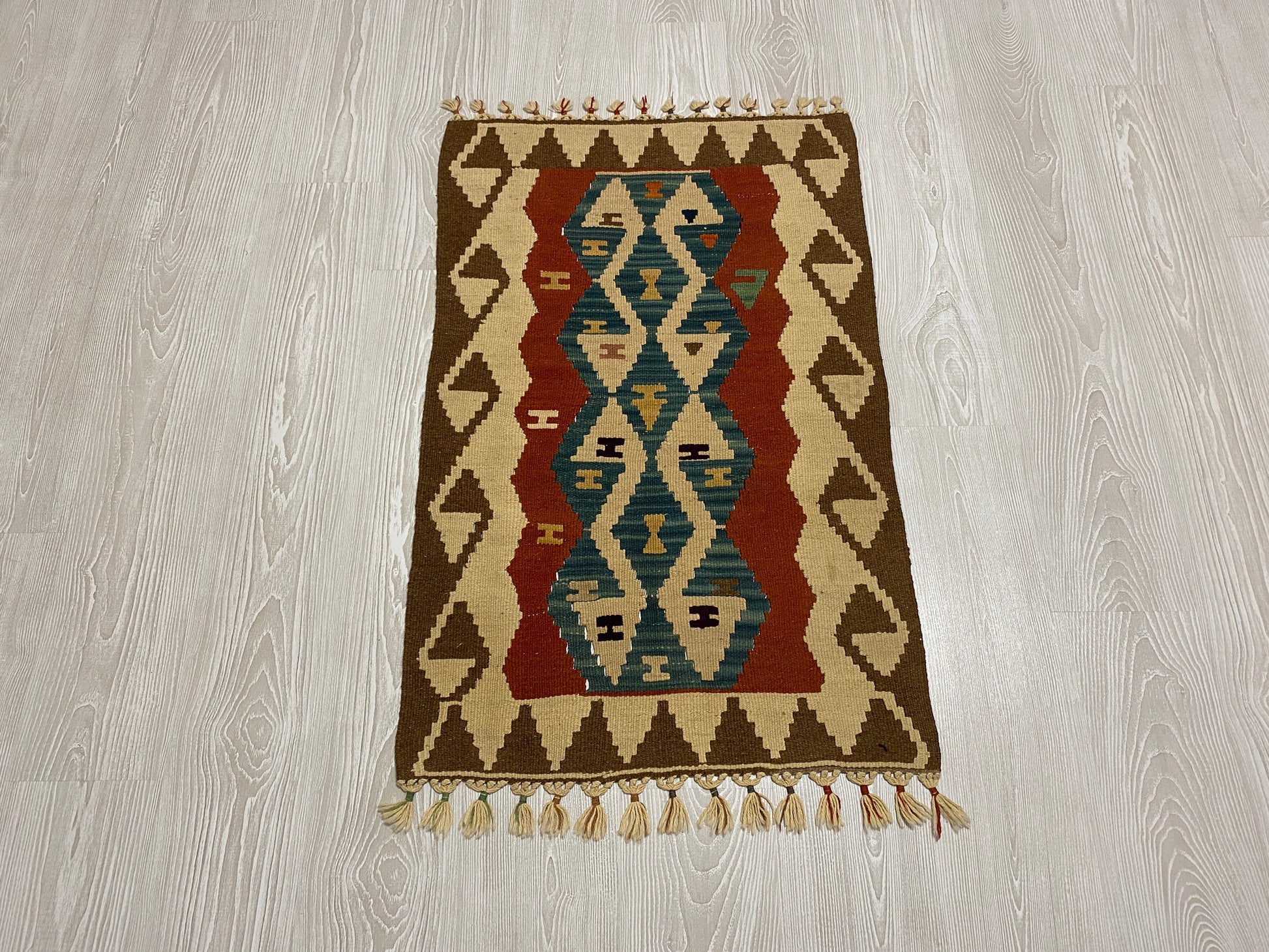 Small Turkish Kayseri Wool Kelim Rug - Kilim Art Gallery