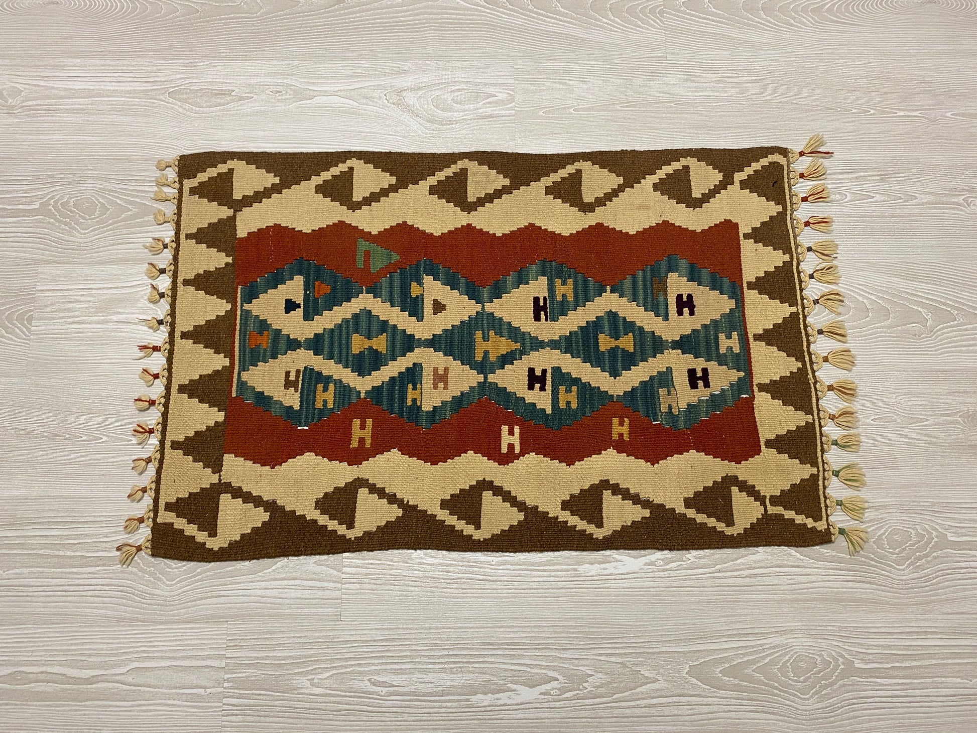 Small Turkish Kayseri Wool Kelim Rug - Kilim Art Gallery