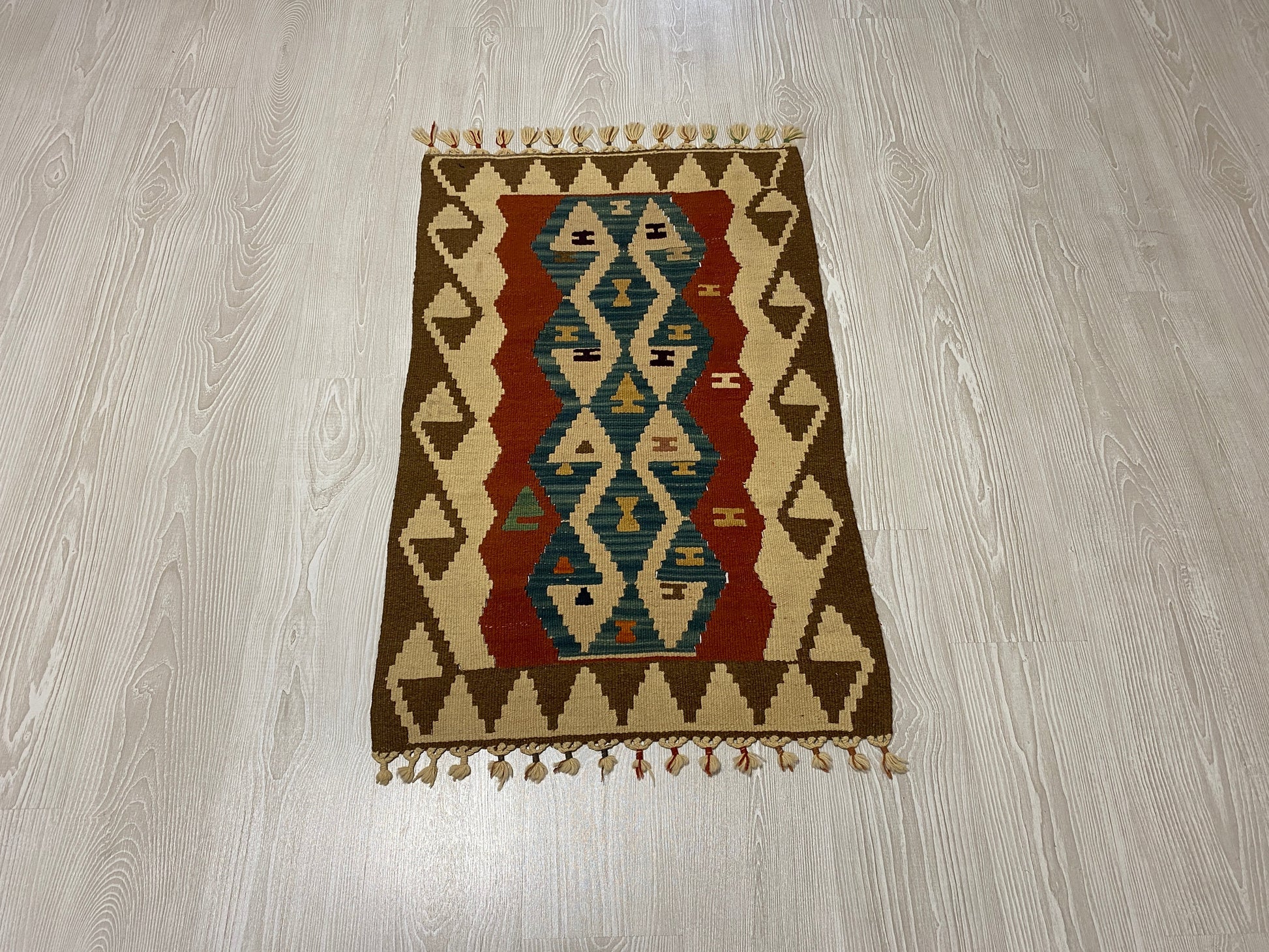 Small Turkish Kayseri Wool Kelim Rug - Kilim Art Gallery