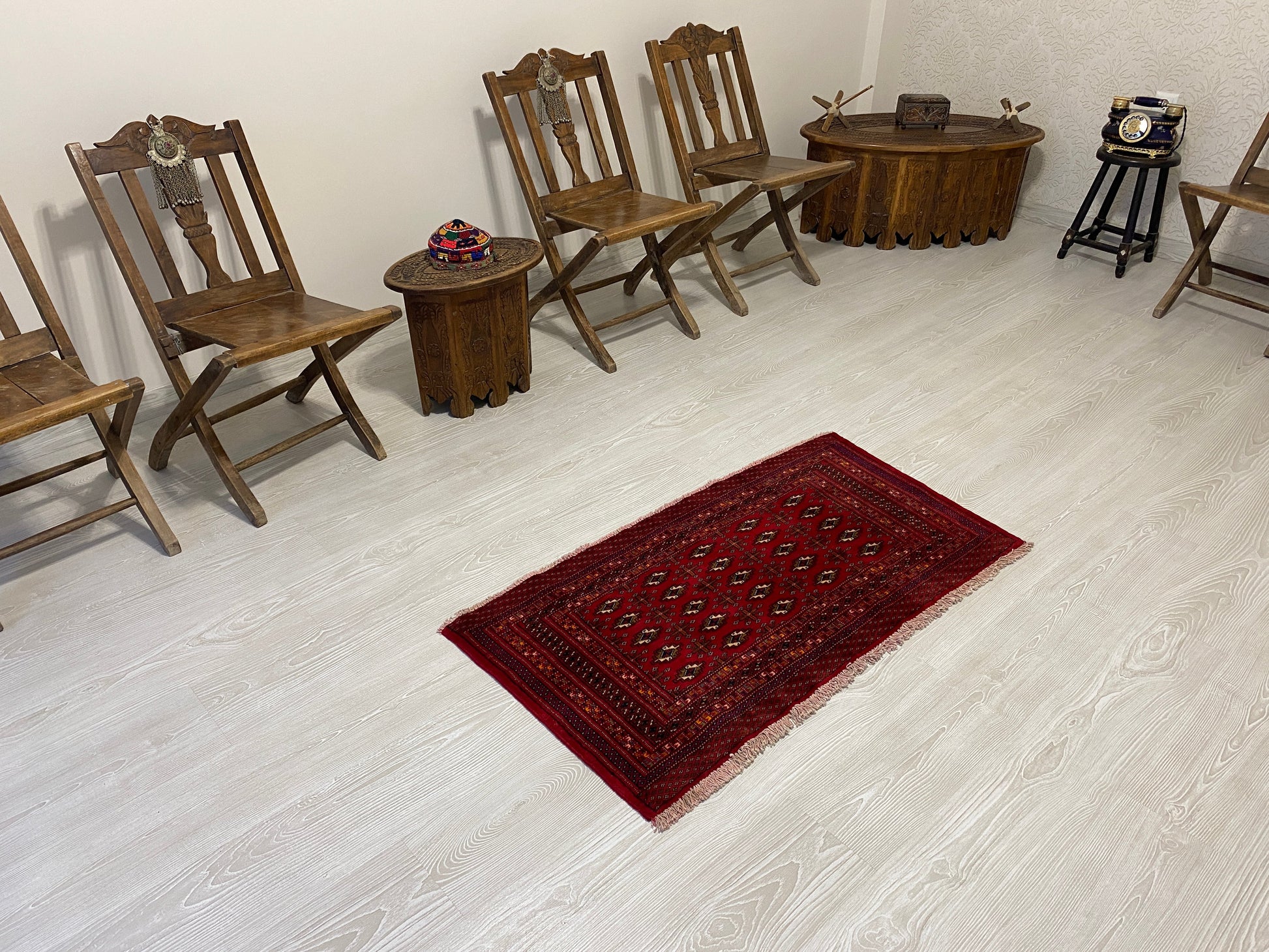 Small Turkoman Buhara Carpet Rug - Kilim Art Gallery