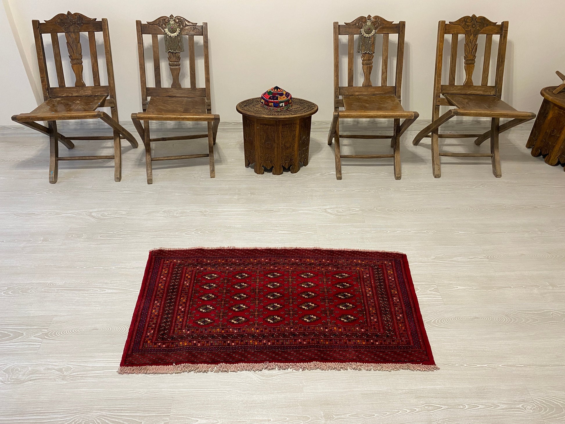 Small Turkoman Buhara Carpet Rug - Kilim Art Gallery