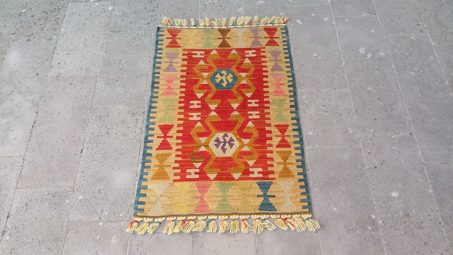 Small Wool Nomadic Kelim Rug - Kilim Art Gallery
