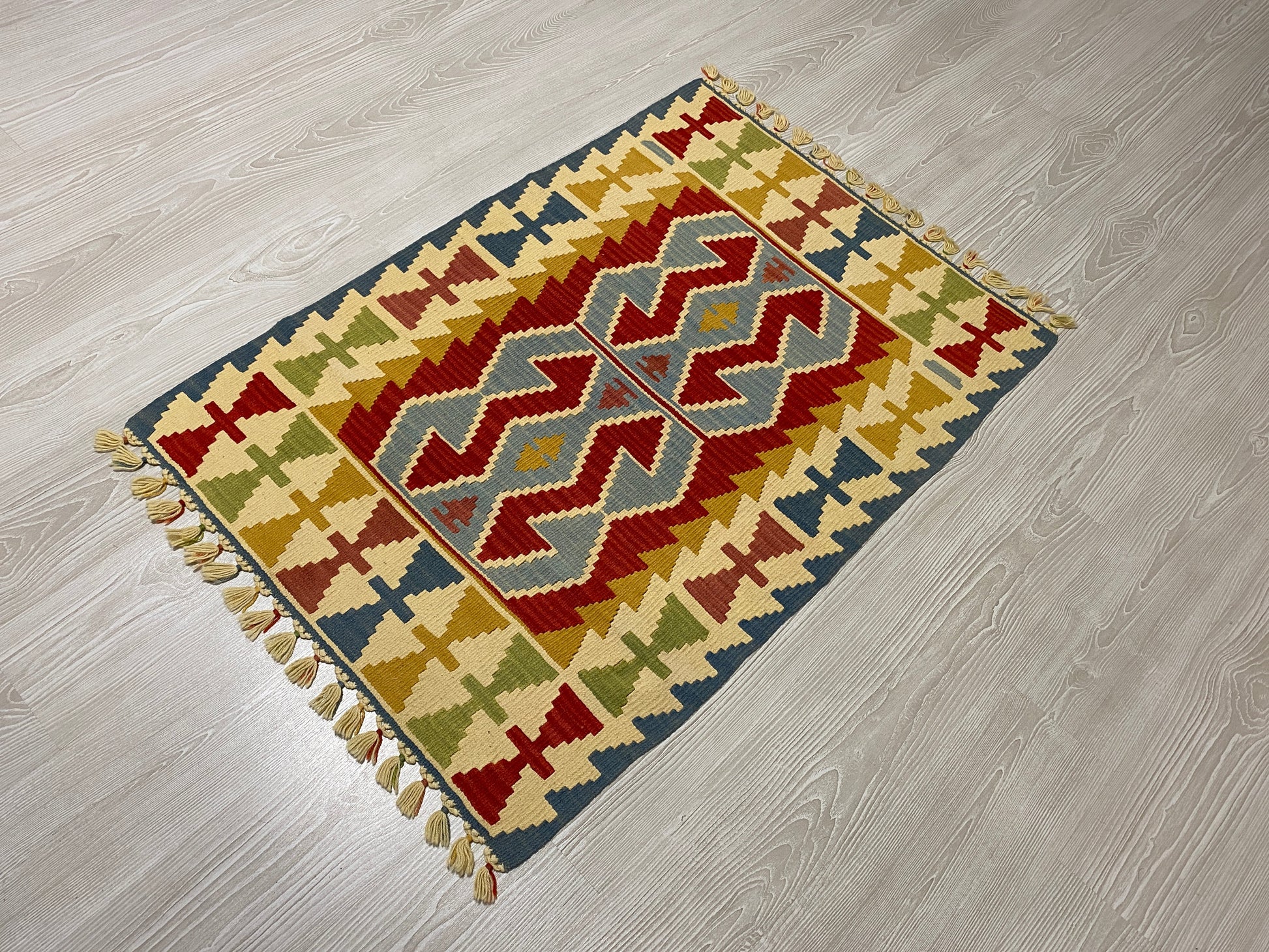 Turkish Kilim Rug - Kilim Art Gallery