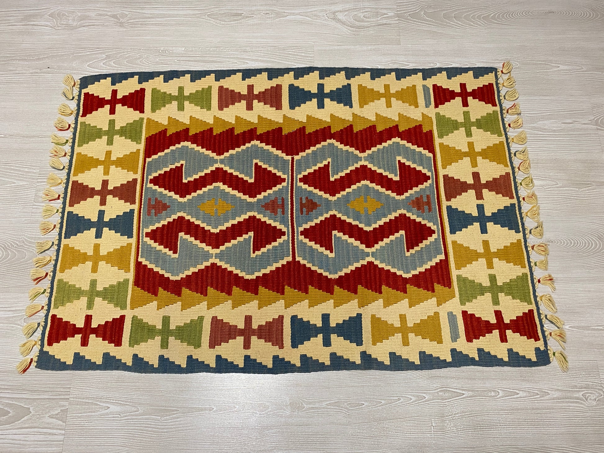 Turkish Kilim Rug - Kilim Art Gallery