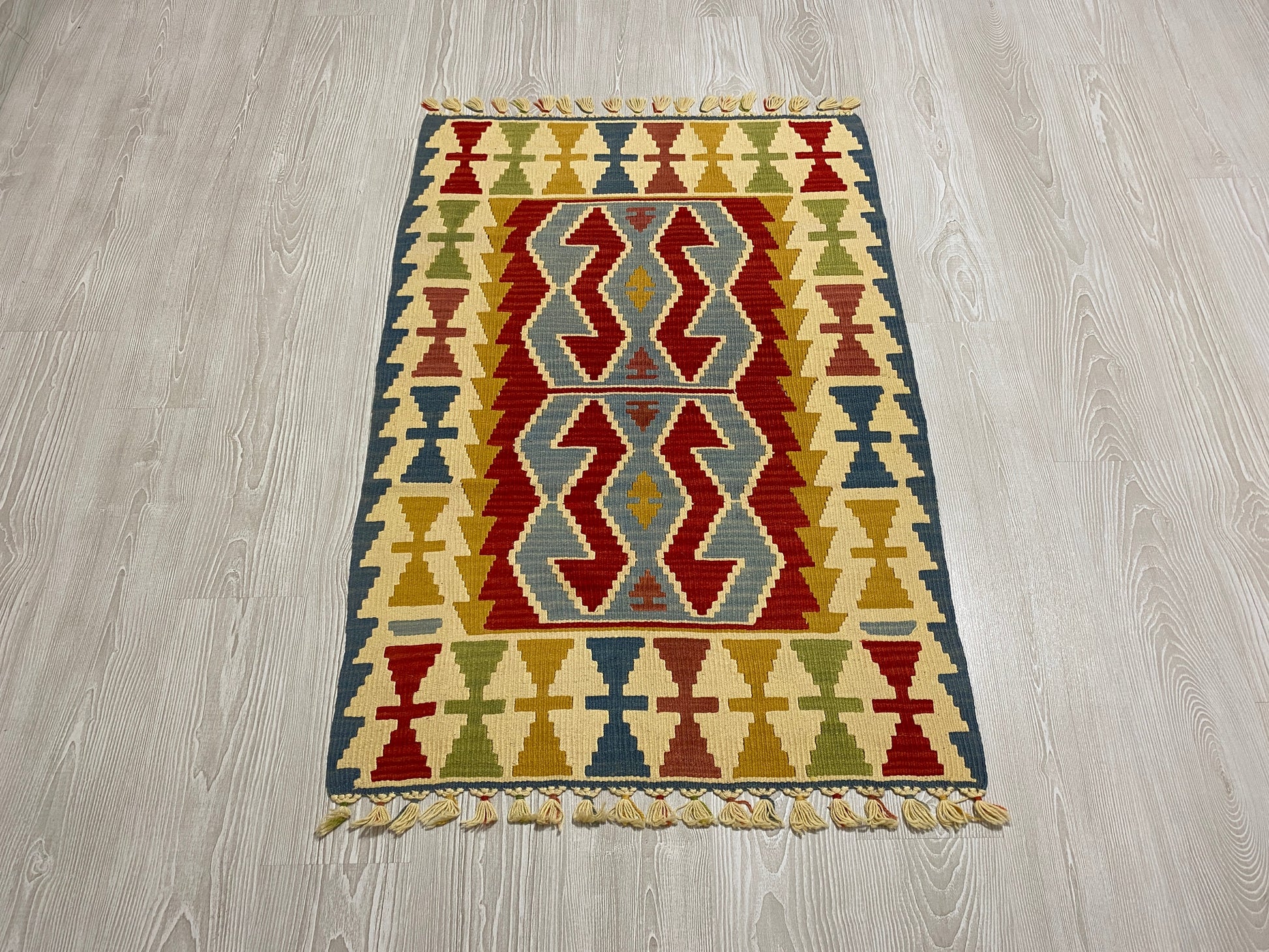 Turkish Kilim Rug - Kilim Art Gallery