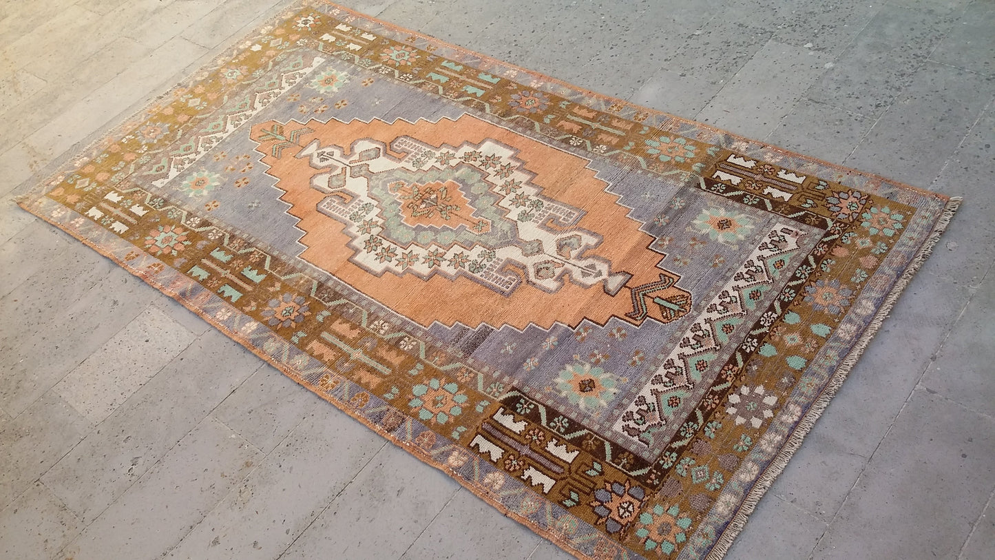 Turkish Taspinar Carpet Rug - Kilim Art Gallery