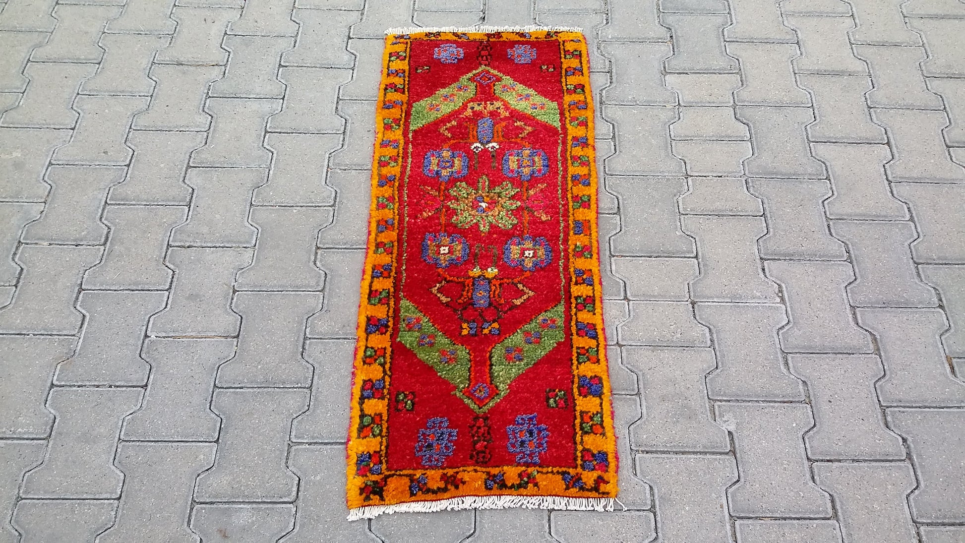 Turkish Tribal Nomadic Small Carpet Rug - Kilim Art Gallery