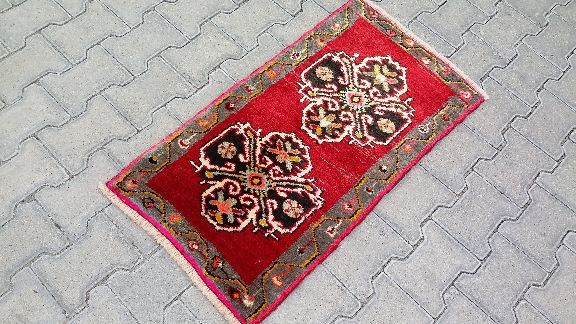 Turkish Tribal Nomadic Small Rug Carpet - Kilim Art Gallery