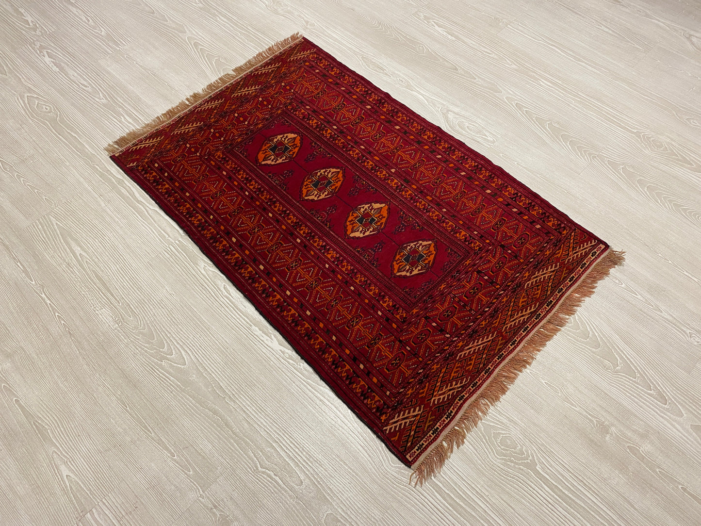 Very Fine Turkmen Buhara Carpet Rug - Kilim Art Gallery