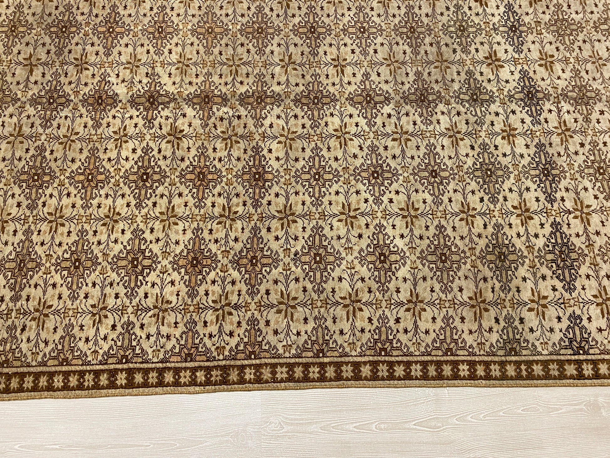 Vintage Natural Color Undyed Turkish Kayseri Area Carpet Rug - Kilim Art Gallery