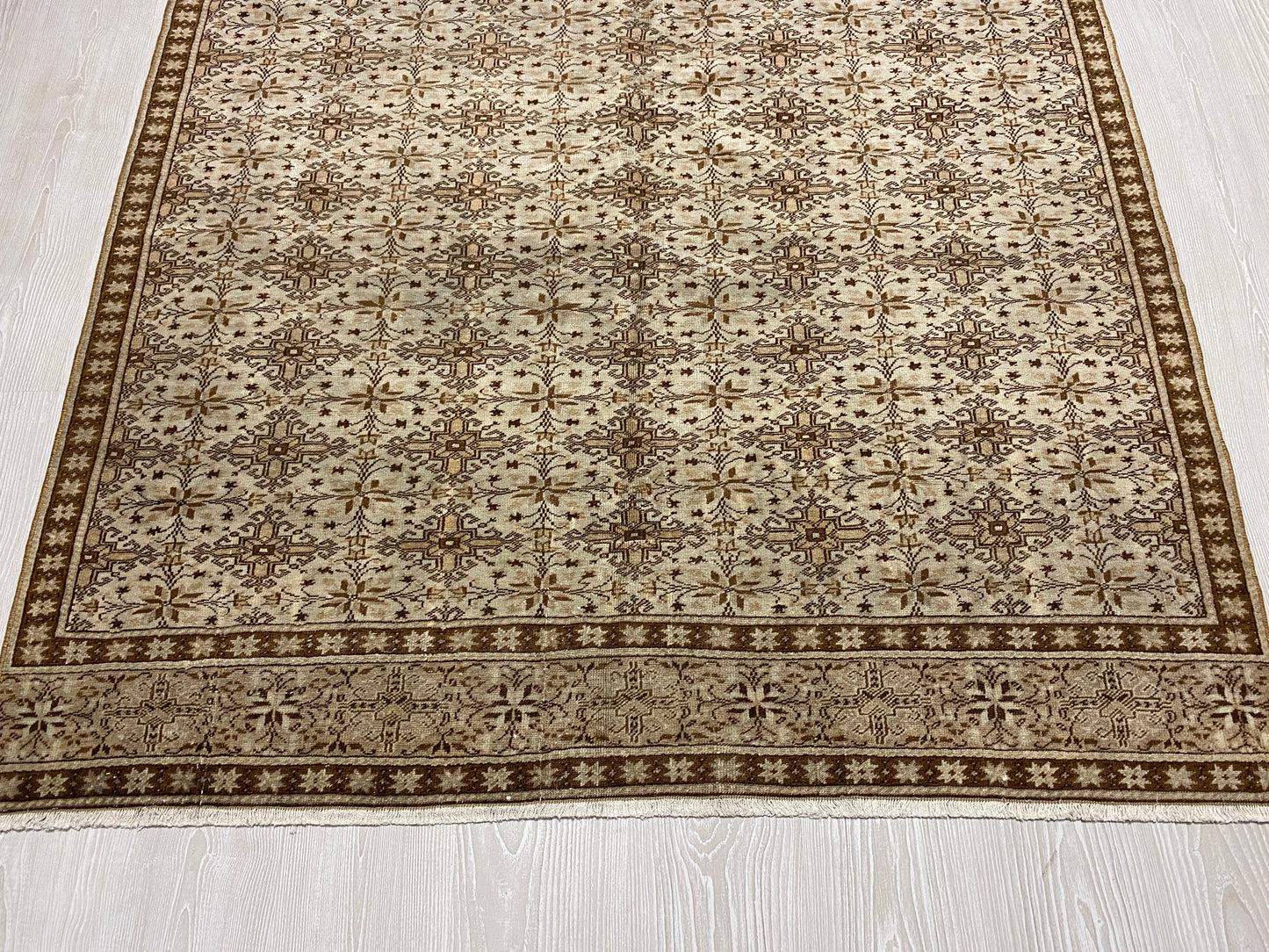 Vintage Natural Color Undyed Turkish Kayseri Area Carpet Rug - Kilim Art Gallery
