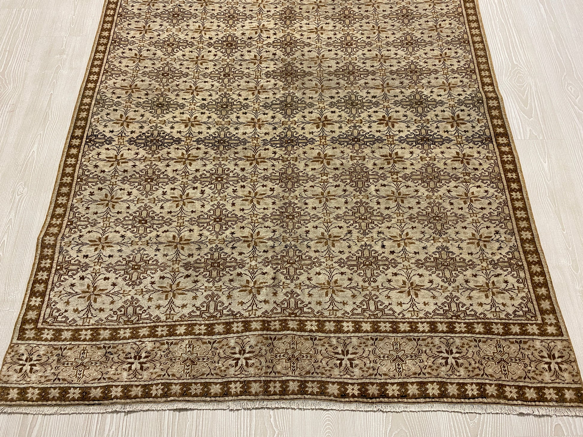 Vintage Natural Color Undyed Turkish Kayseri Area Carpet Rug - Kilim Art Gallery