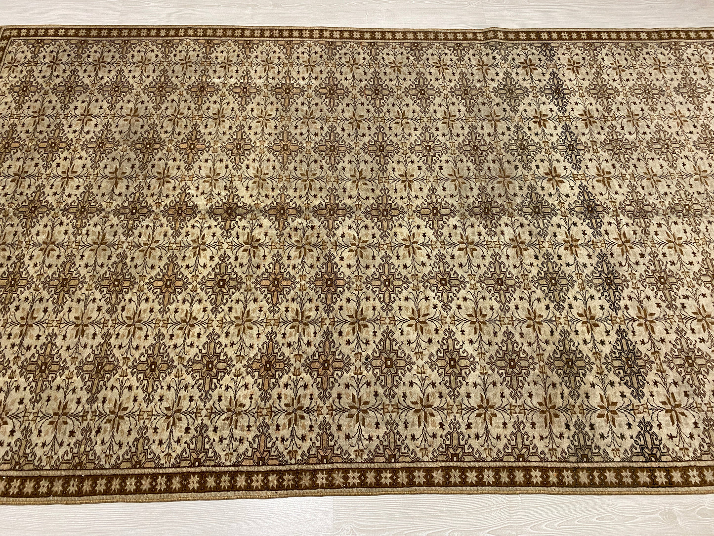 Vintage Natural Color Undyed Turkish Kayseri Area Carpet Rug - Kilim Art Gallery