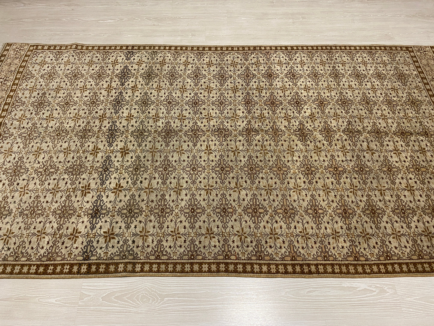 Vintage Natural Color Undyed Turkish Kayseri Area Carpet Rug - Kilim Art Gallery