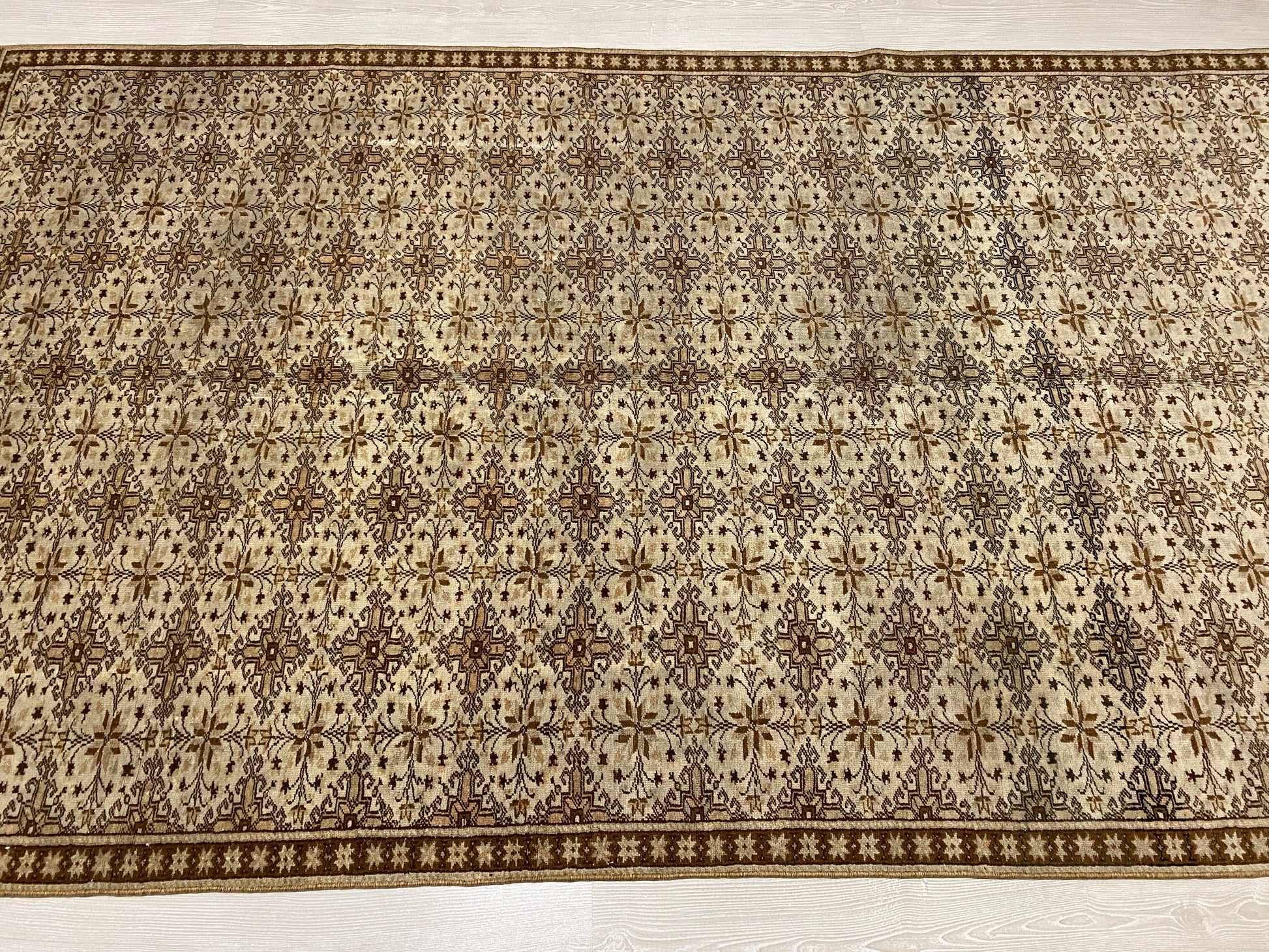 Vintage Natural Color Undyed Turkish Kayseri Area Carpet Rug - Kilim Art Gallery