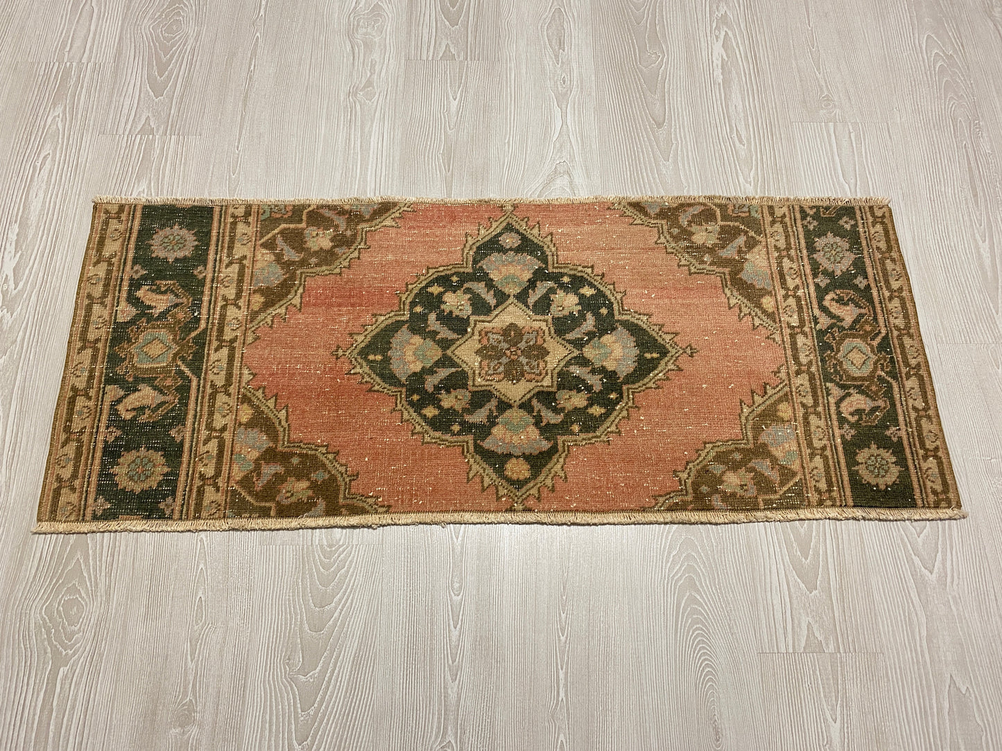 Vintage Small Turkish Oushak Rug - Kilim Art Gallery